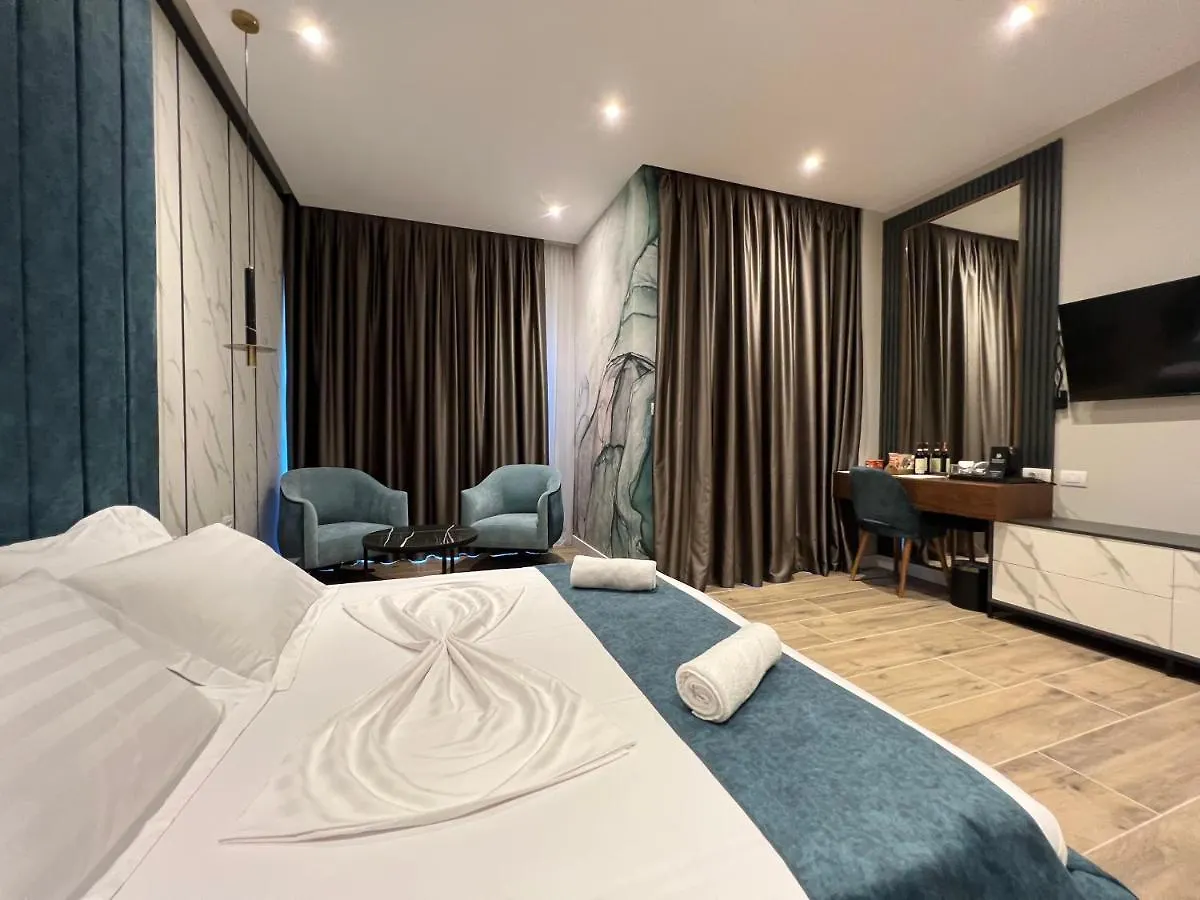 Domus Hotel & Apartments Shëngjin