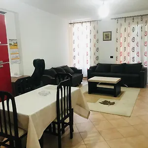 Apartament Old Train Station Tirana