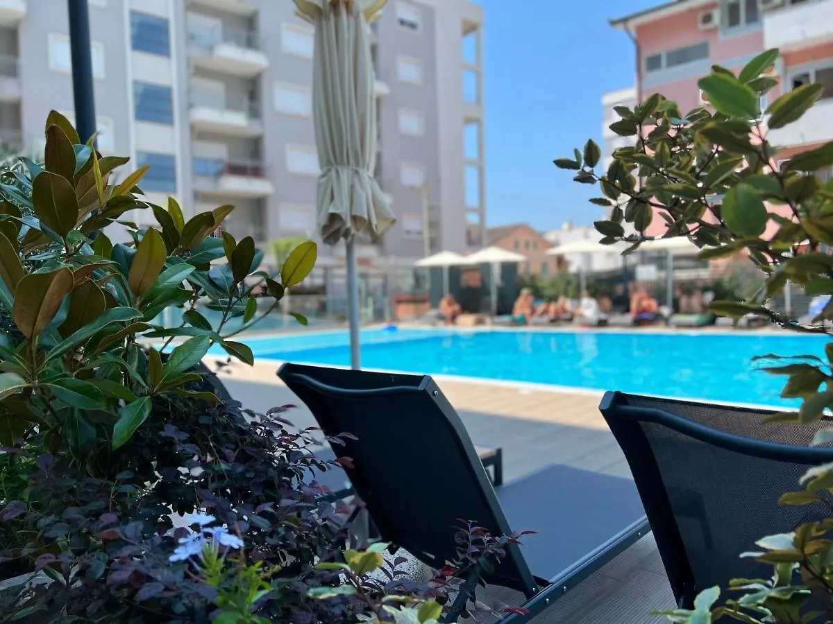 Domus Hotel & Apartments Shëngjin Albania