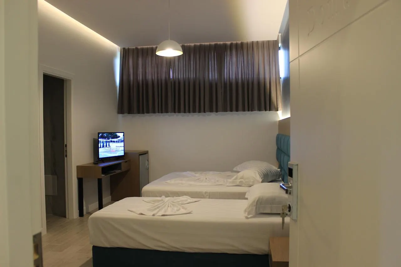 Domus Hotel & Apartments Shëngjin